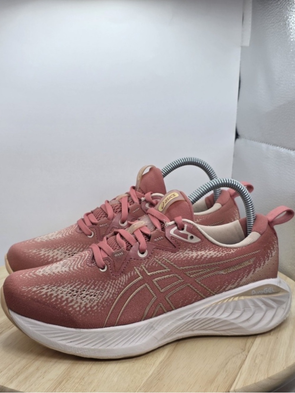 💫ASICS Women's Gel Cumulus 25 US 7.5